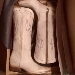 Freebird boots (the Rosie)